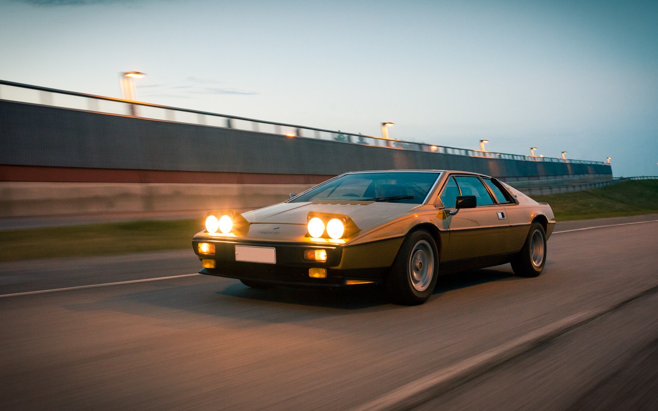 Lotus Esprit