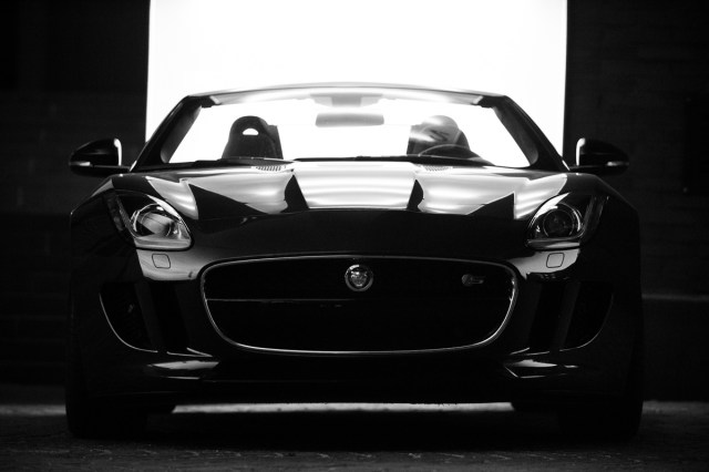 F-type ja mustavalko