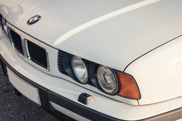 BMW 518: E34 keula.