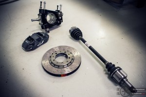 Peugeot 208 T16 R5:n osat olivat todella kevyitä