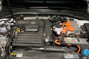 Volkswagen Golf GTE konetila